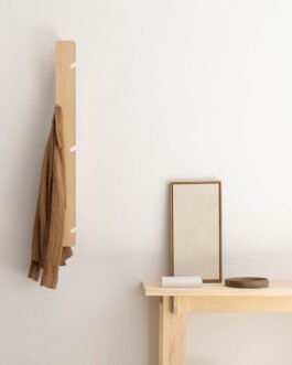 Wall coat rack Saona in solid pine wood 100 cm
